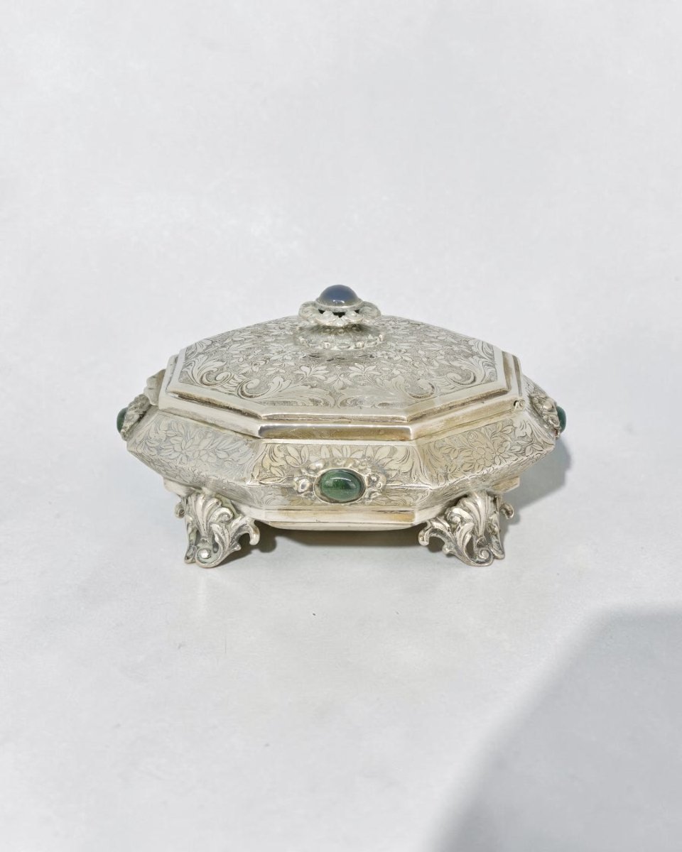 Scatola in Argento con Pietre Dure - Italia Inizio XX Secolo